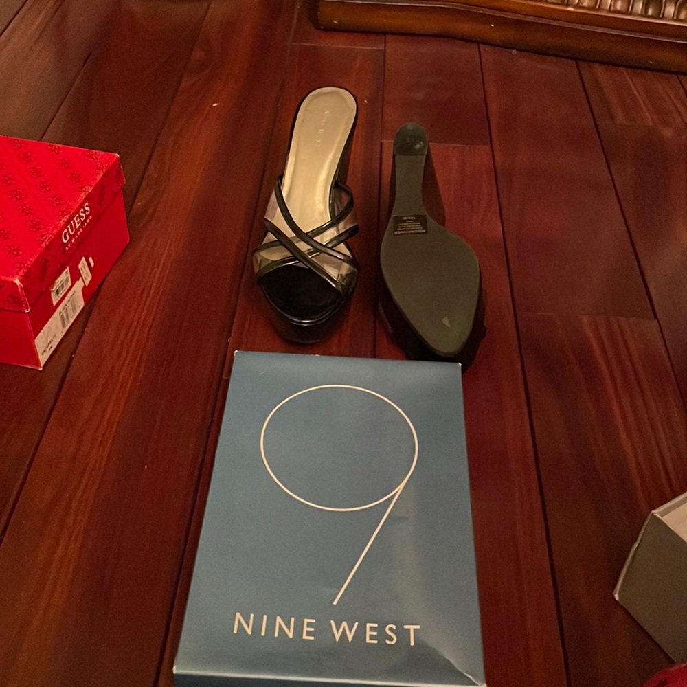 Nine west hells